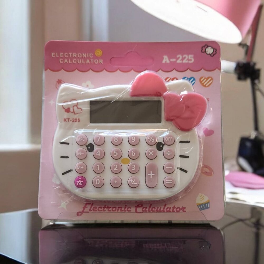 Hello Kitty Bundle - Picture 5 of 16